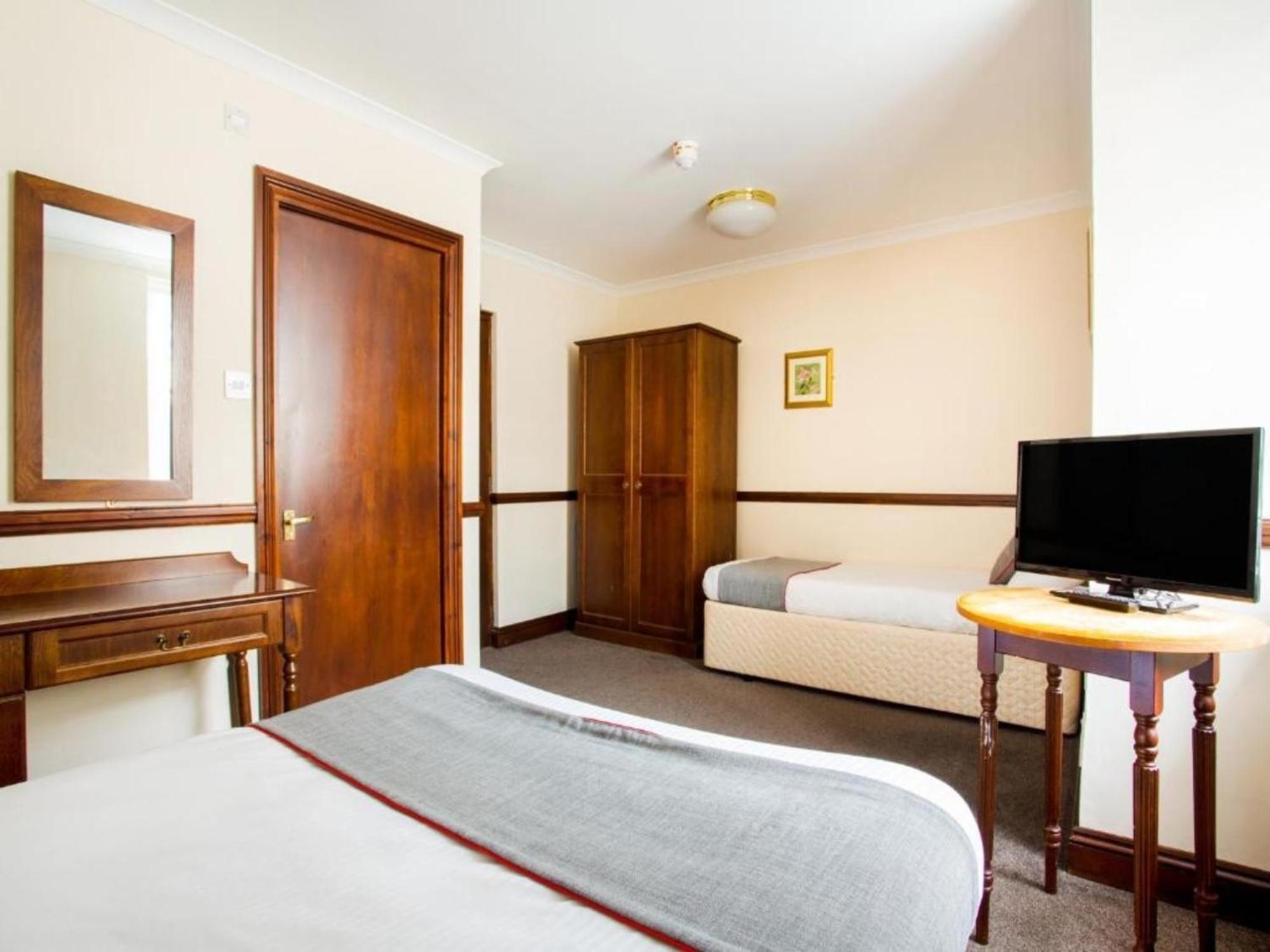 Brunel Inn Saltash Phòng bức ảnh