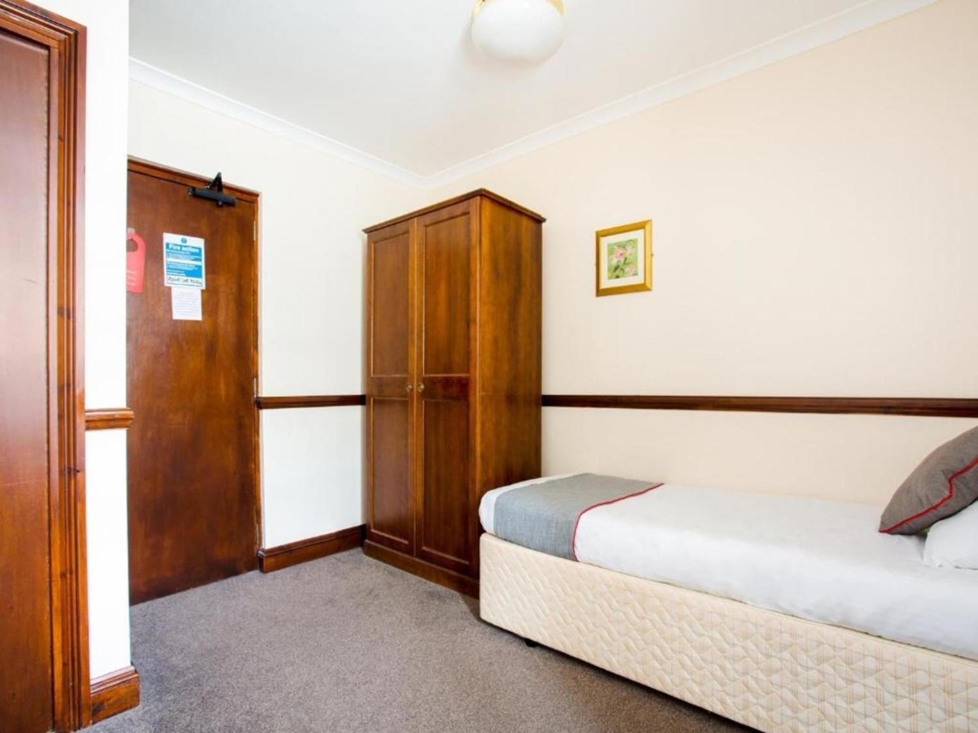 Brunel Inn Saltash Phòng bức ảnh